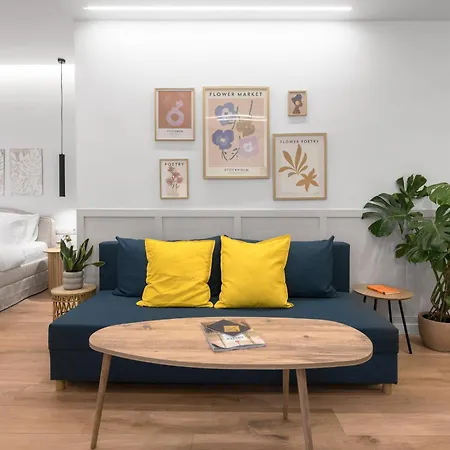 The Luxment 1' From The White Tower