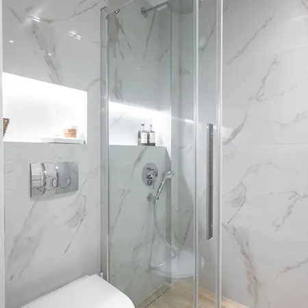 The Luxment 1' From The White Tower Selanik